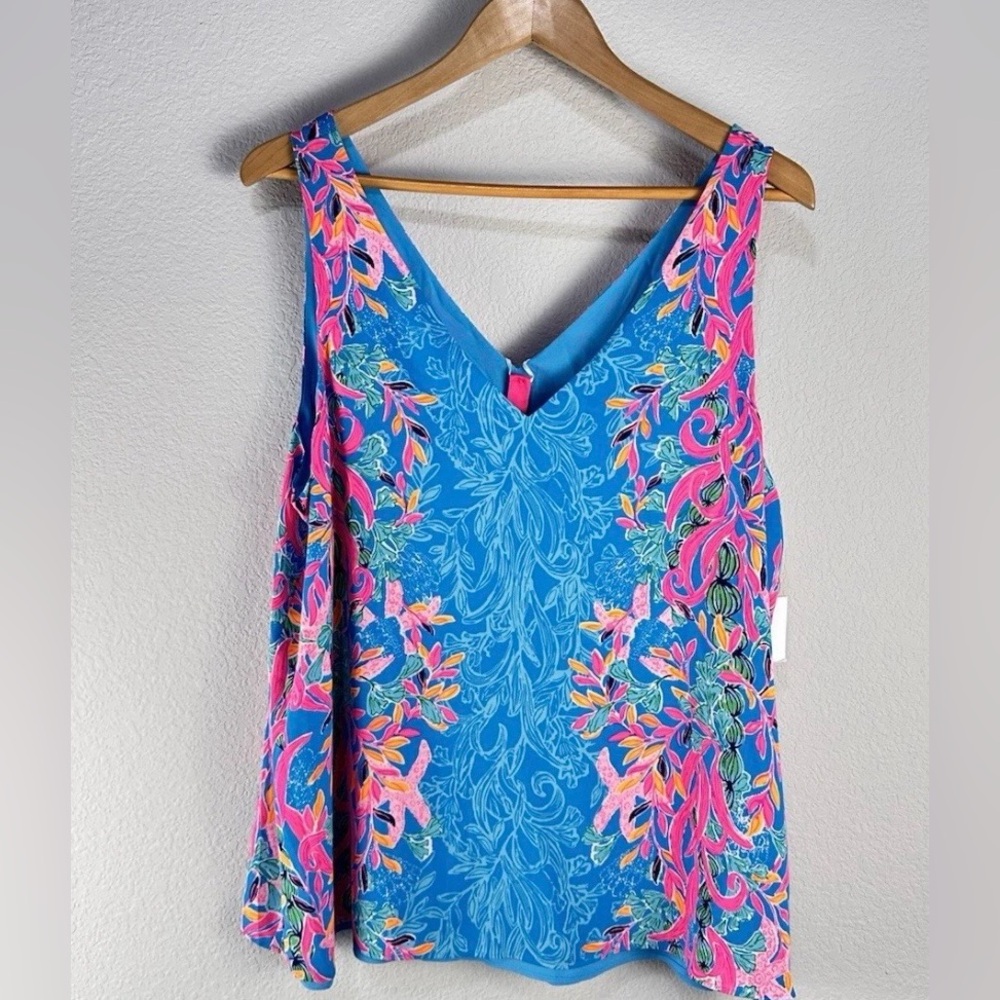 Stunning Lily Pulitzer reversible top